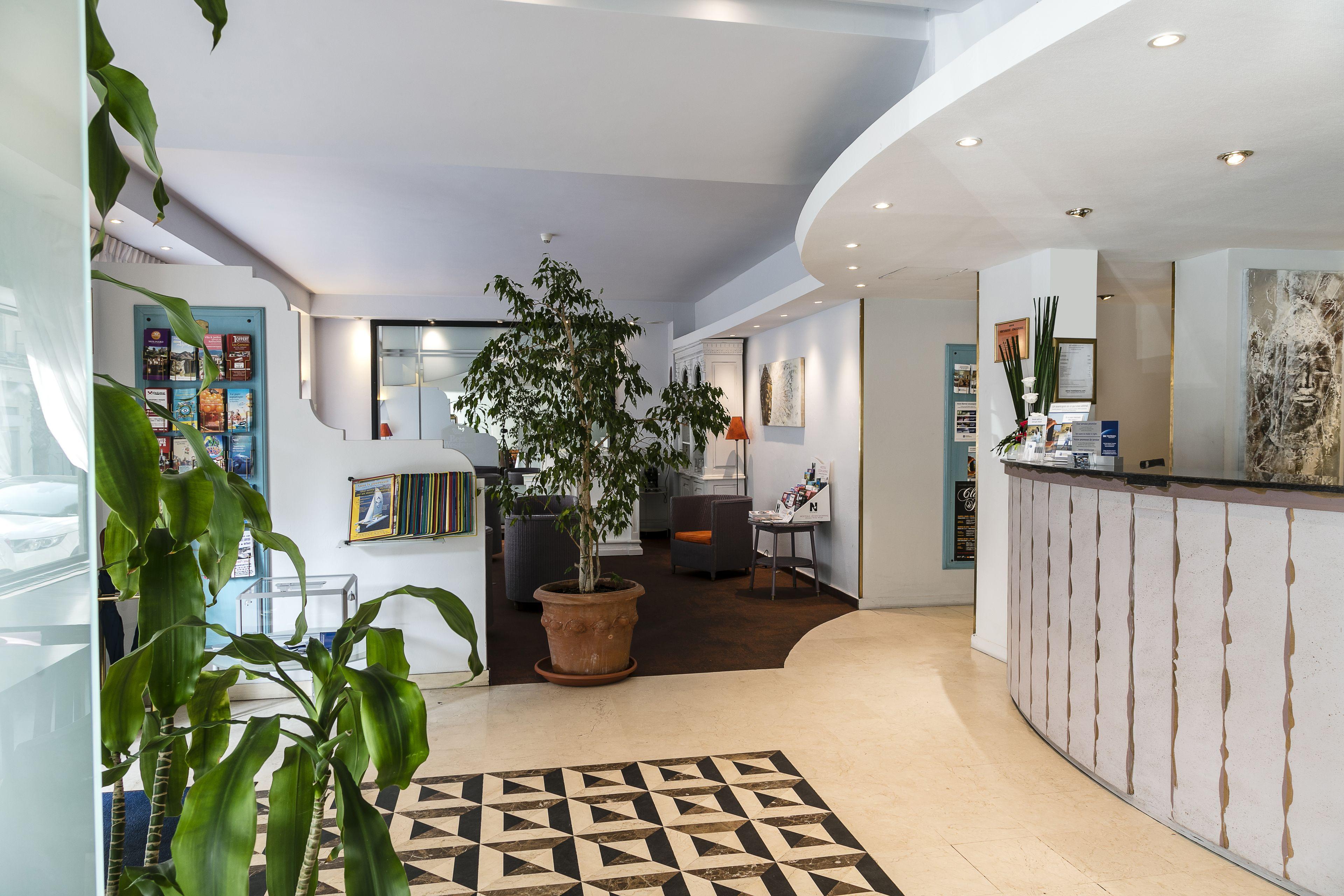 7 Resorts Incontournables près du Port Pierre Canto à Cannes