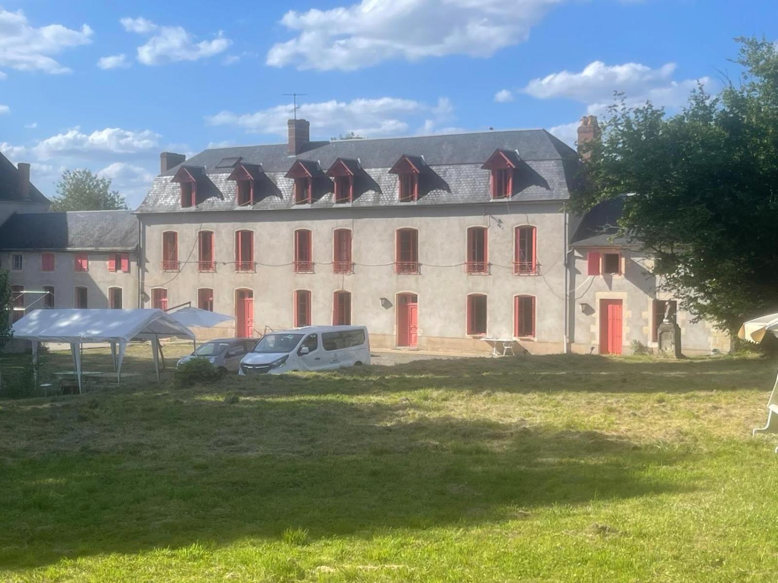 6 Maisons de Campagne en France à Découvrir Avant de Réserver