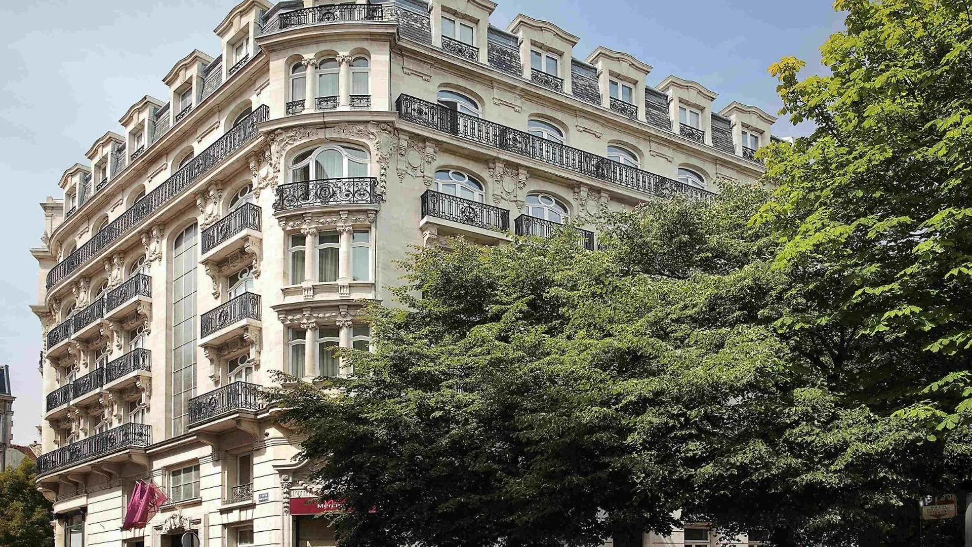 4 Hôtels Centraux à Lille pour Visiter le Musée d'Histoire Naturelle