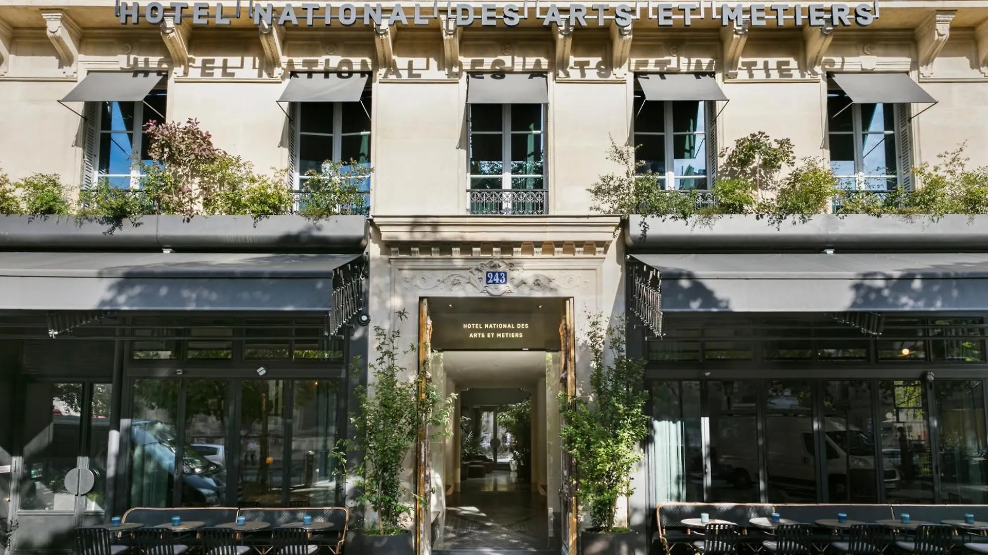 4 Hôtels au Centre de Paris Qui Valent le Détour